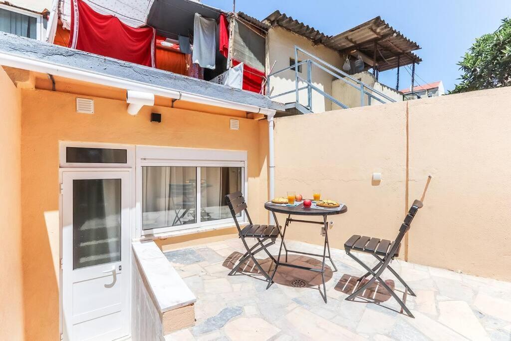 Vita Portucale ! Bright Campo Ourique W/ Terrace Lizbona Zewnętrze zdjęcie